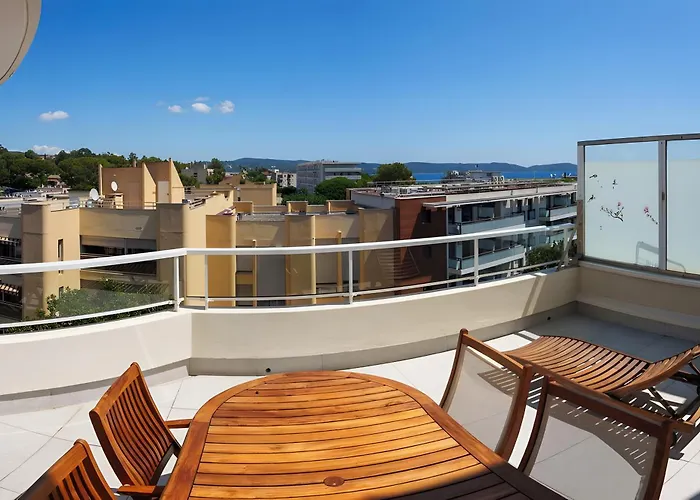 Apartment 2 Pieces Avec Terrasse Vue