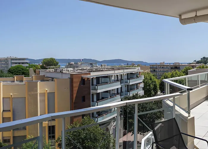 Apartment 2 Pieces Avec Terrasse Vue *